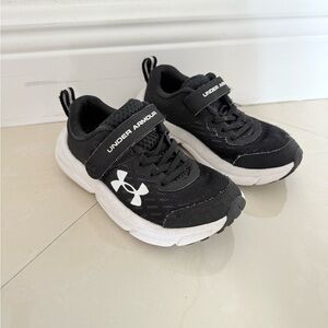 Under Armour Kids Black and White Sneakers